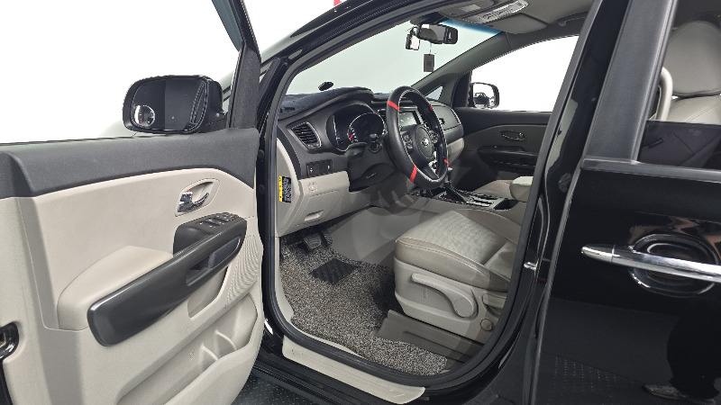 car KIA Carnival id259078 photo #10