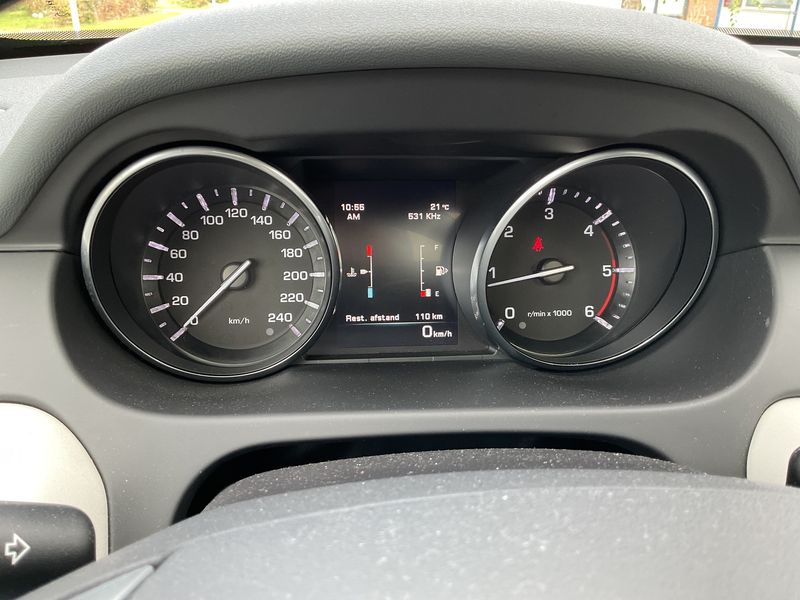 car Land Rover Discovery Sport id259310 photo #18