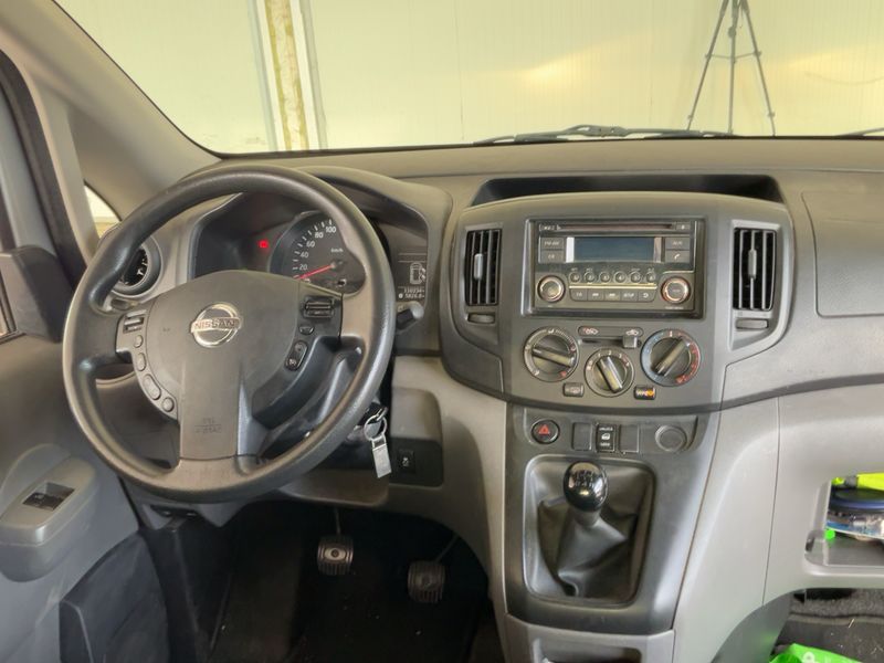 car Nissan NV200 id259701 photo #17