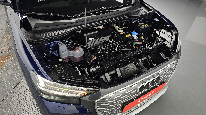 car Audi Q4 e-tron id260237 photo #6