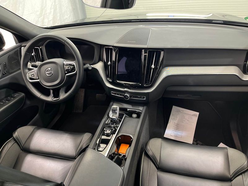 car Volvo XC60 id260322 photo #7