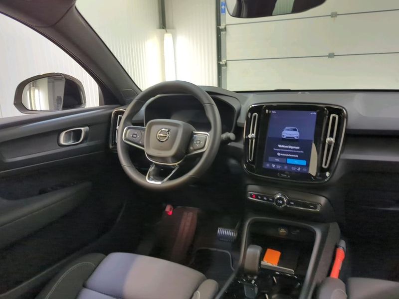 car Volvo C40 id260943 photo #6