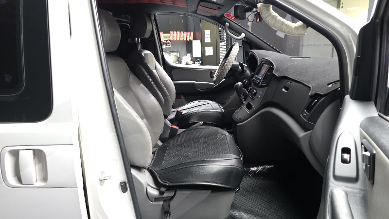 car Hyundai Grand Starex id261006 photo #11