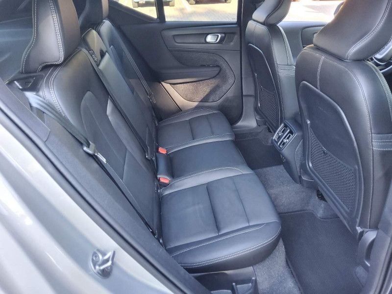 car Volvo XC40 id261785 photo #9