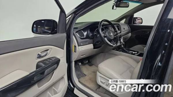 car KIA Carnival id14915 photo #7