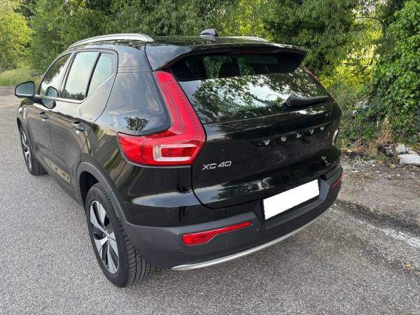 car Volvo XC40 id14955 photo #5