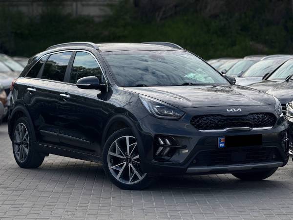 car KIA Niro id15007 main photo