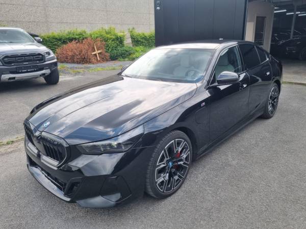 car BMW 5 Series id15111 main photo