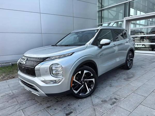 car Mitsubishi Outlander id15157 main photo