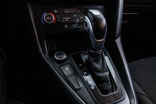 car Ford Focus id15234 photo #13