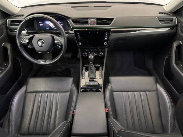 car Skoda Superb id15260 photo #9