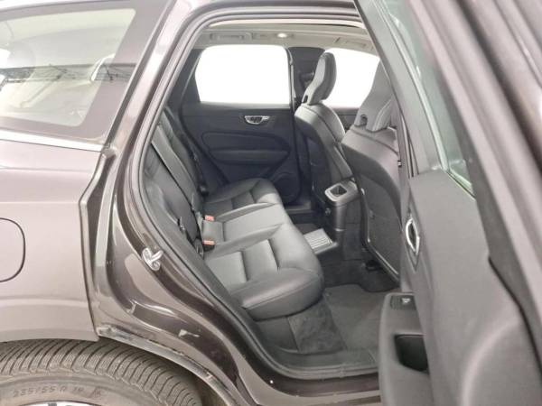 car Volvo XC60 id15263 photo #7