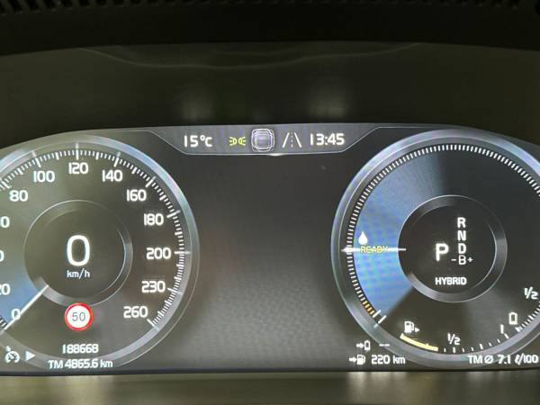 car Volvo XC40 id15266 photo #8