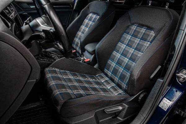 car Volkswagen Golf id15283 photo #5