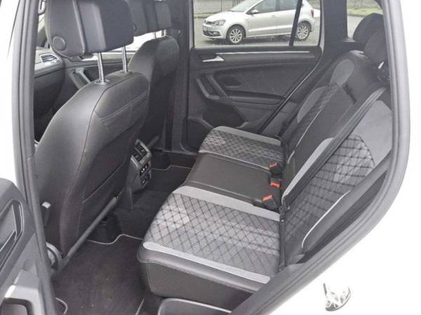 car Volkswagen Tiguan id15339 photo #8