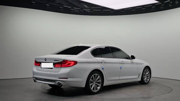 car BMW 5 Series id15352 photo #2