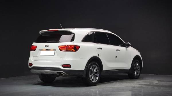 car KIA Sorento id15389 photo #2