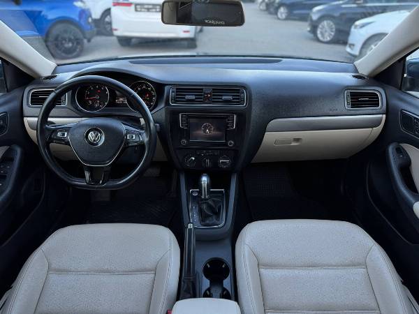 car Volkswagen Jetta id15406 photo #9