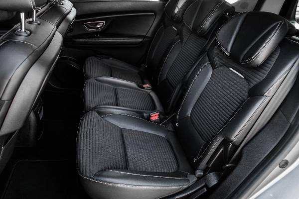 car Renault Grand Scenic id15411 photo #7