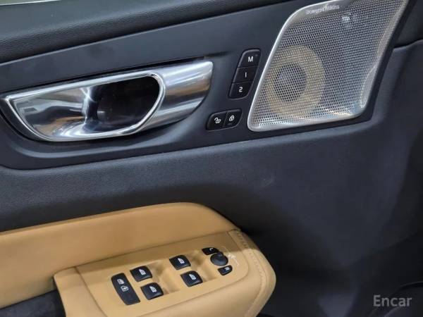 car Volvo XC60 id15469 photo #10