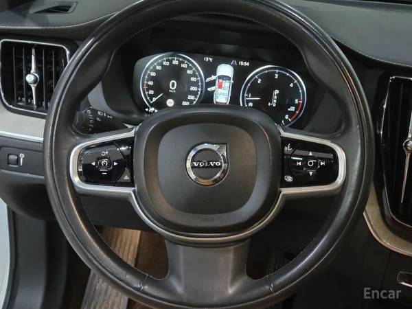 car Volvo XC60 id15469 photo #8
