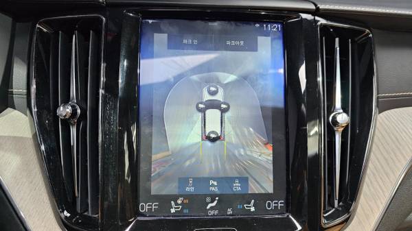 car Volvo XC60 id15470 photo #11