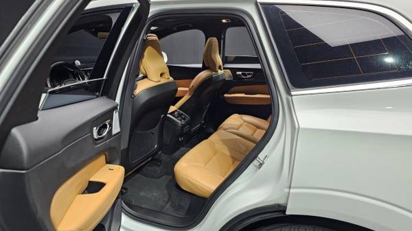 car Volvo XC60 id15470 photo #7