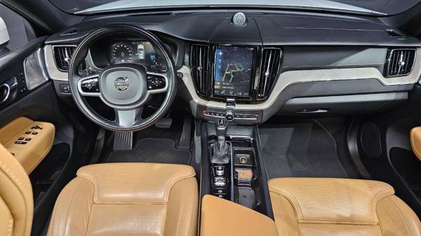 car Volvo XC60 id15470 photo #8