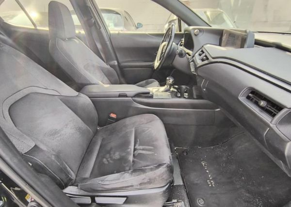 car Lexus UX 250h id14335 photo #7