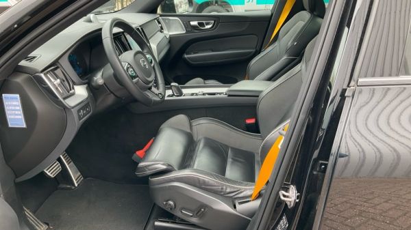 car Volvo XC60 id14539 photo #7