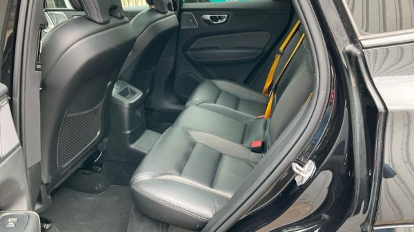 car Volvo XC60 id14539 photo #8