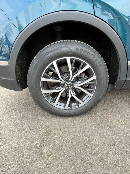 car Volkswagen Tiguan id14732 photo #9