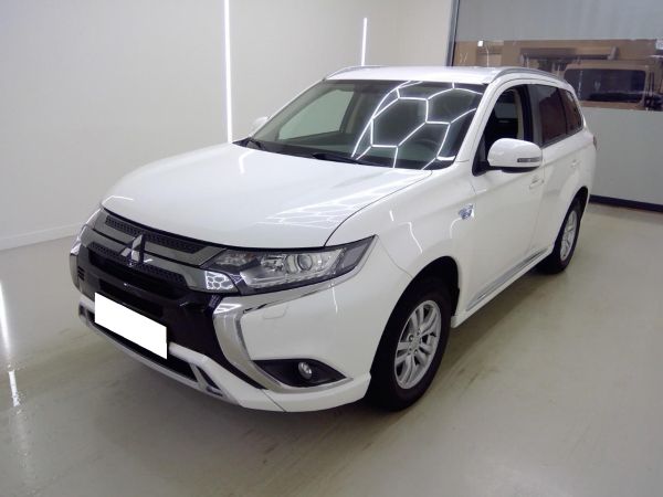 car Mitsubishi Outlander id14757 main photo