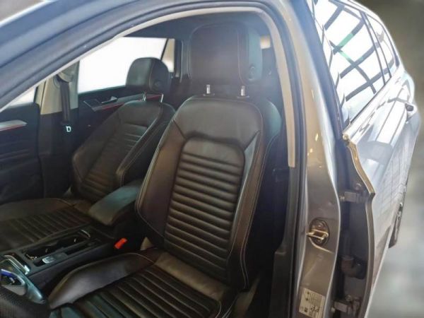 car Volkswagen Passat id14760 photo #5