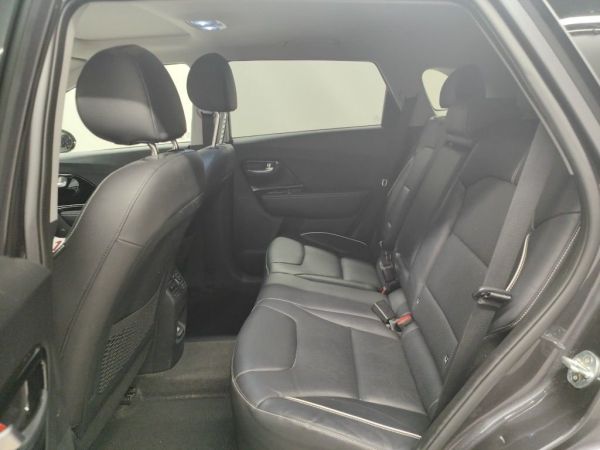 car KIA Niro id13028 photo #8