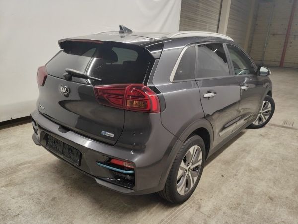car KIA Niro id13028 photo #3