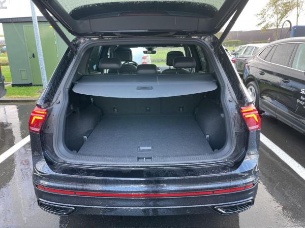 car Volkswagen Tiguan id13033 photo #9