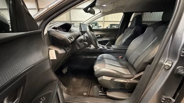 car Peugeot 5008 id13071 photo #7