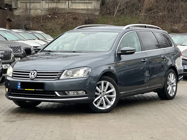 car Volkswagen Passat id13100 main photo