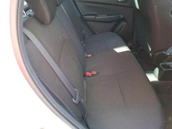 car Suzuki Swift id13113 photo #5