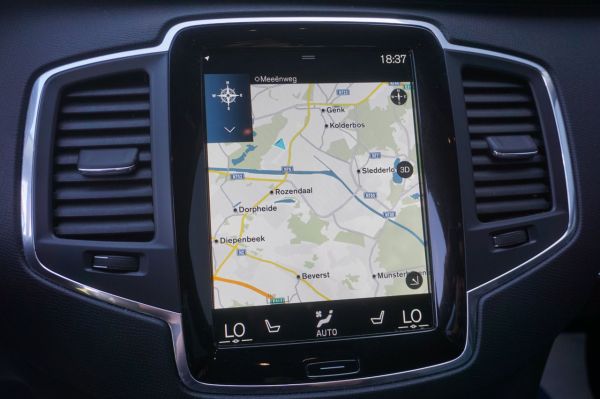car Volvo XC90 id13123 photo #11
