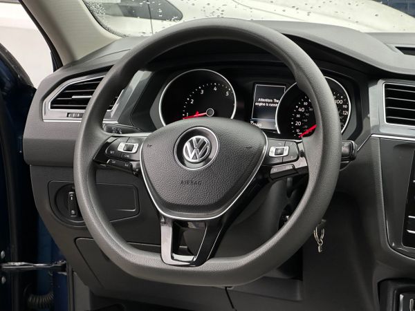 car Volkswagen Tiguan id13272 photo #11