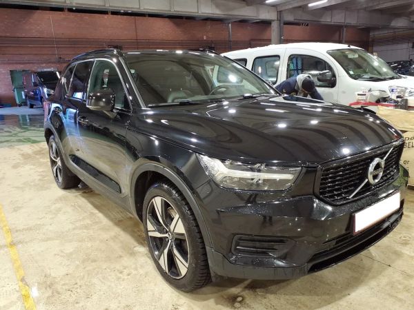 car Volvo XC40 id13385 photo #4