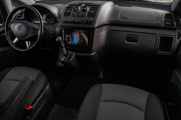 car Mercedes Benz Vito id13439 photo #8