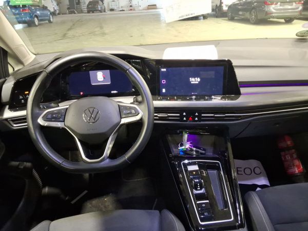 car Volkswagen Golf id13517 photo #9
