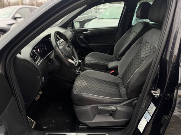 car Volkswagen Tiguan id13553 photo #5