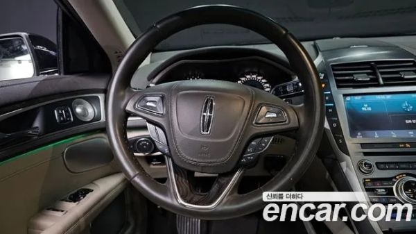 car Lincoln MKZ id13561 photo #11