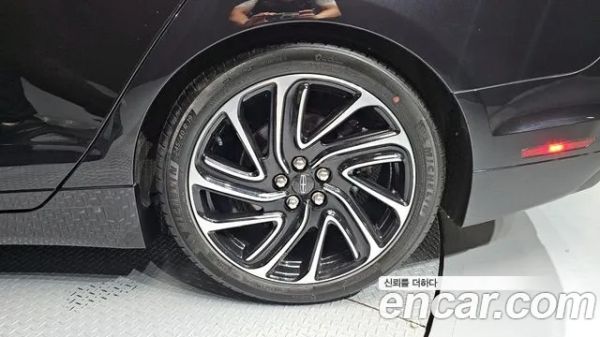 car Lincoln MKZ id13561 photo #18