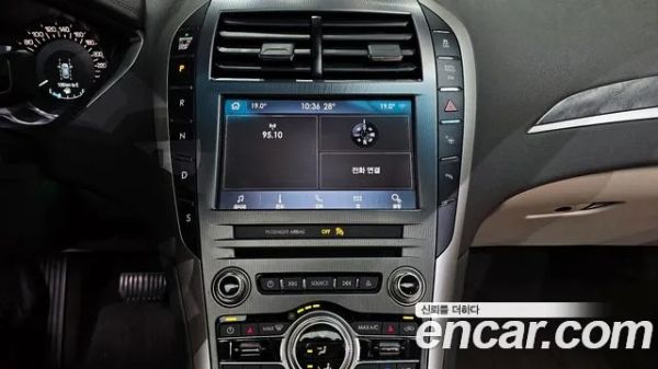 car Lincoln MKZ id13561 photo #14