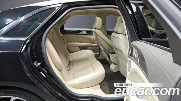 car Lincoln MKZ id13561 photo #8